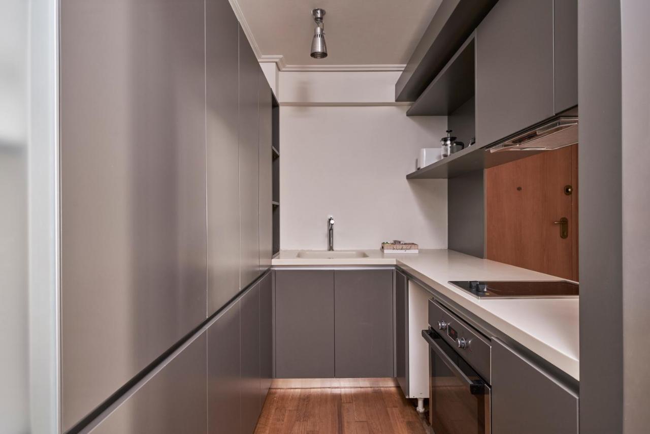 Contemporary & Comfy Apt Next To Acropolis Museum Ateny Zewnętrze zdjęcie